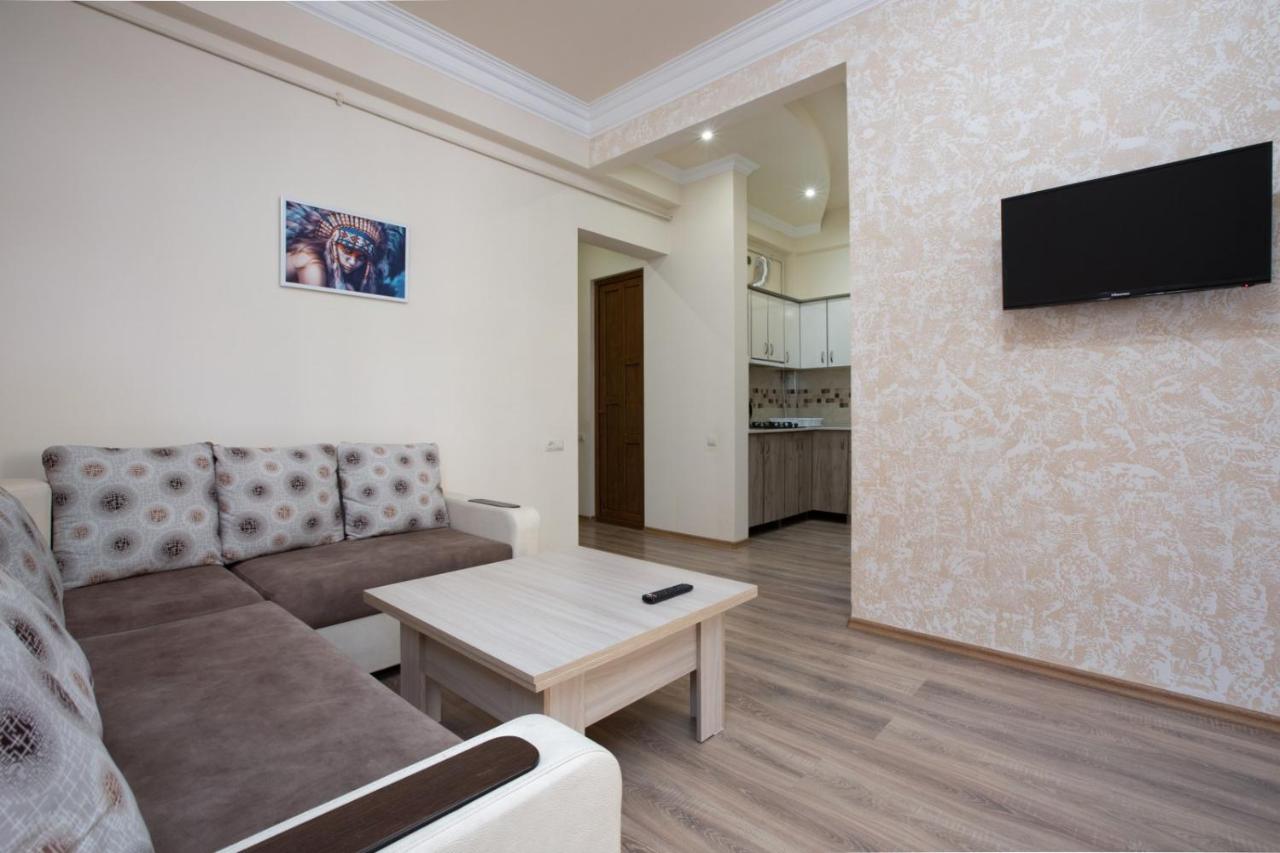 Stay Inn Apartments At Yekmalyan Street Jerevan Buitenkant foto