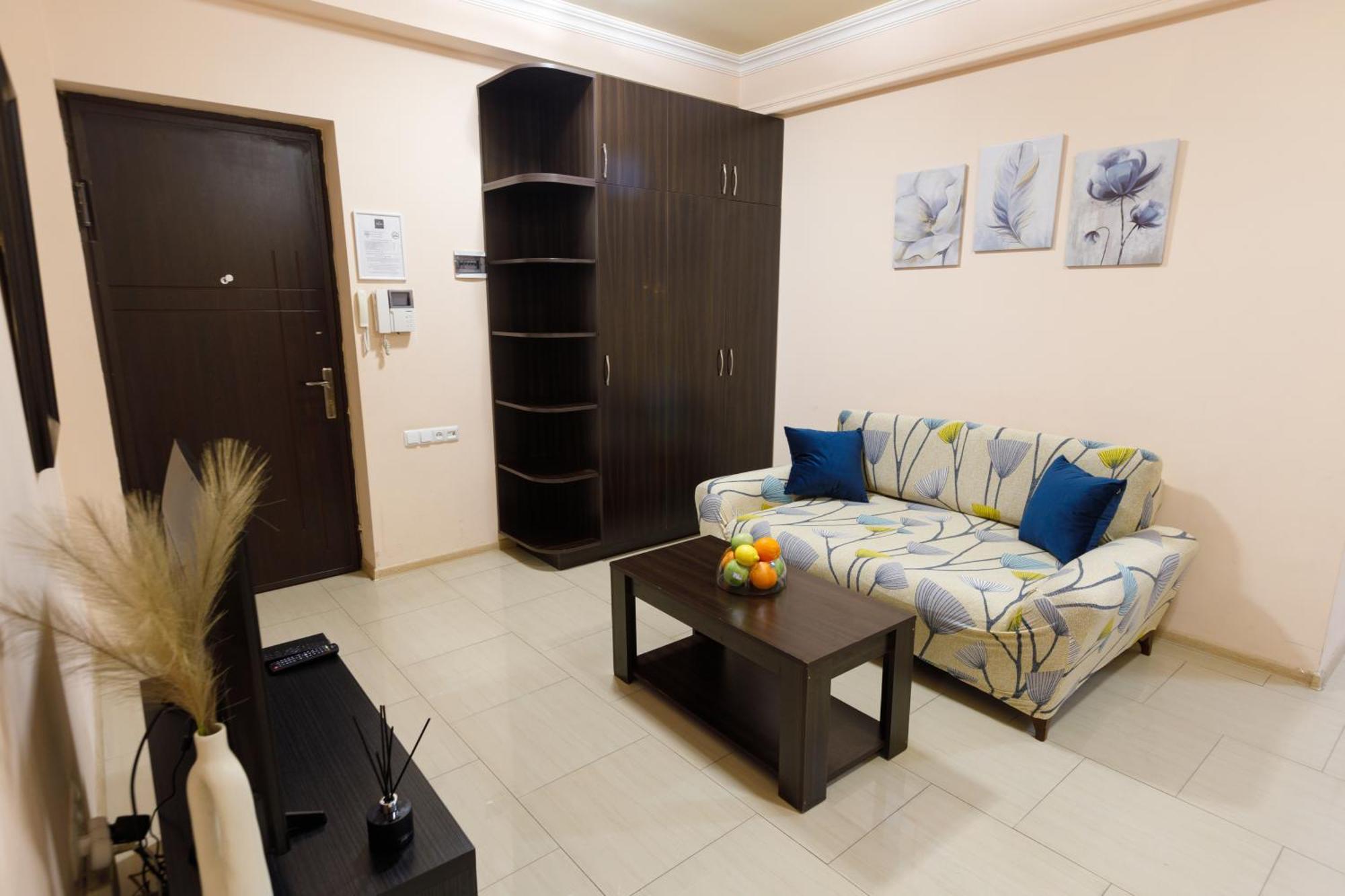 Stay Inn Apartments At Yekmalyan Street Jerevan Buitenkant foto